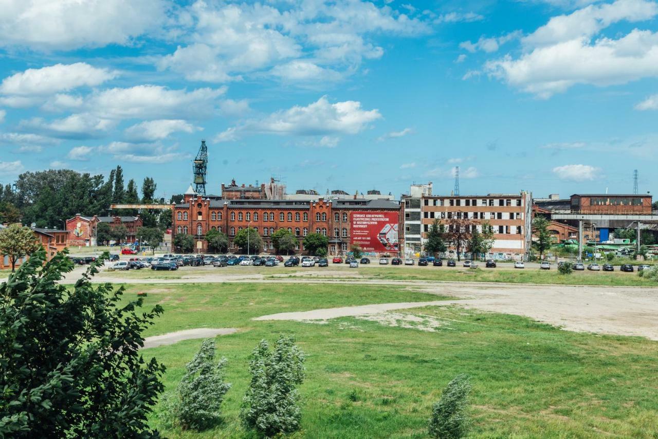 Pobookowane Stocznia Apartments Danzig Exterior foto